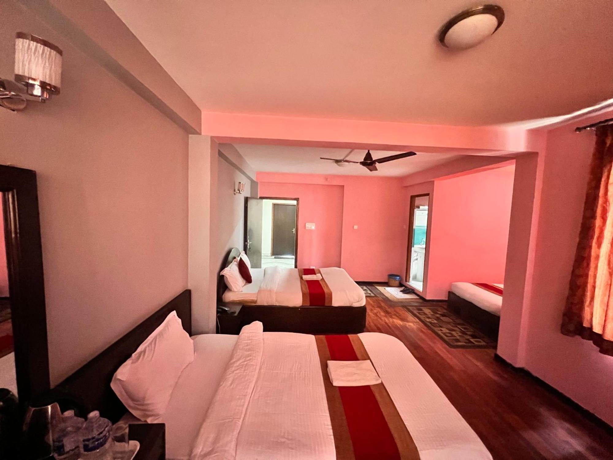 كاتماندو Hotel Family Home المظهر الخارجي الصورة